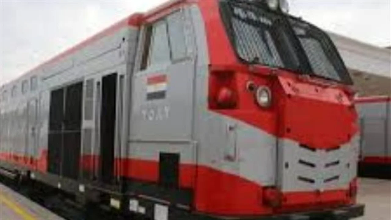 رحلة الصعيد.. جداول تشغيل قطارات التالجو وVIP والنوم بين القاهرة وأسوان